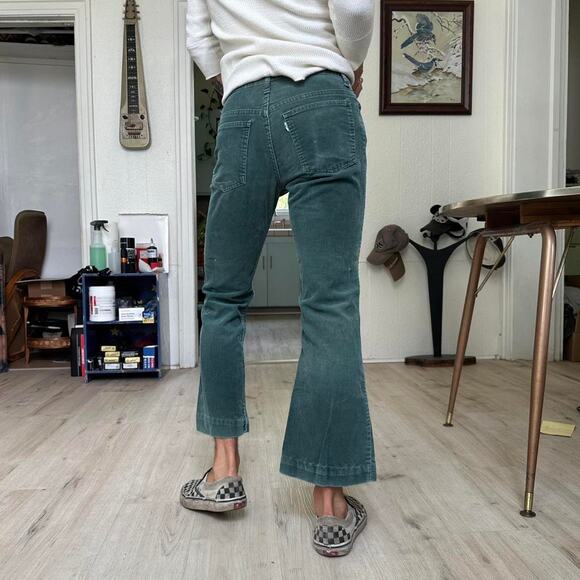 Vintage 70s Youth Girl Levis Corduroy Bell Bottom Flare Pant - Picture 4 of 8